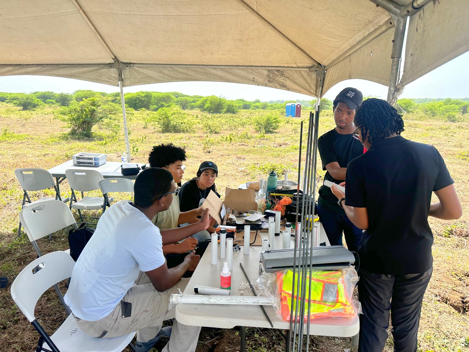 Volunteers and crew at work